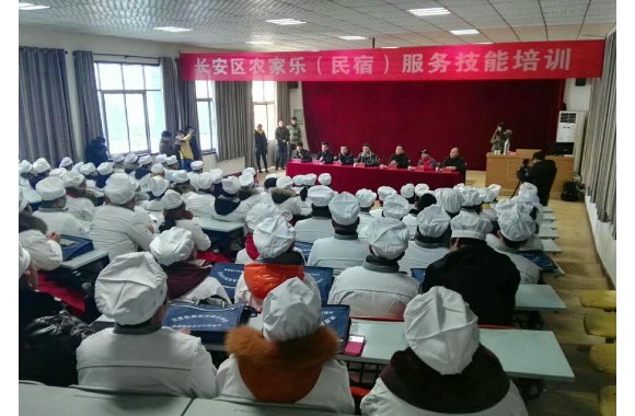 我们与区农业信息培训中心共同打造，促进经济向高领域发展