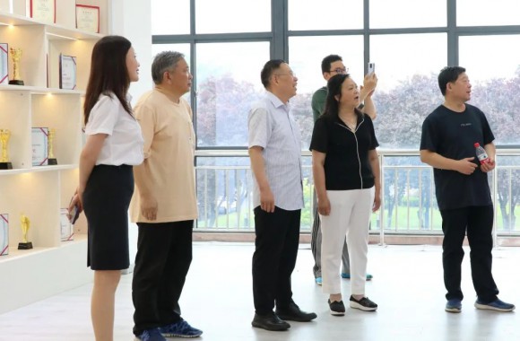 陕西省青年创业中心领导赴我们考察调研