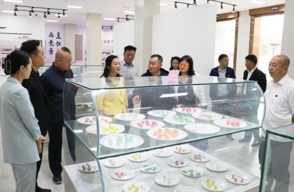 非遗在校园 传承新国潮 | 陕西省非遗《西安肉夹馍》首席传承人廉守柱大师一行莅临我们