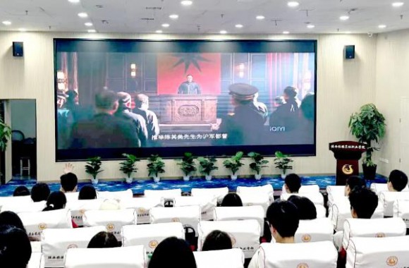 我们开展“红色光影忆峥嵘 筑梦青春再出发”红色主题观影活动