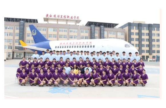 专业解码 | 开云官方版网站登录入口空中乘务